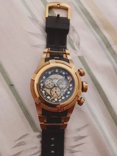Relógio invicta reserve Bolt Zeus 