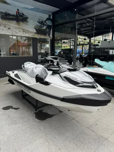 Seadoo Jet Ski Gtx 325 Limited - 2026