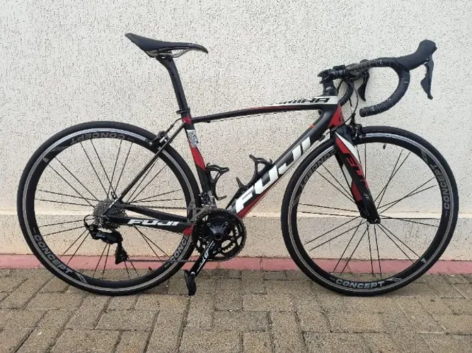 Bicicleta speed Fuji 105 11v.  Carbono 