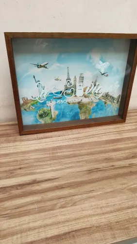 Quadro madeira e vidro 42x32 cm