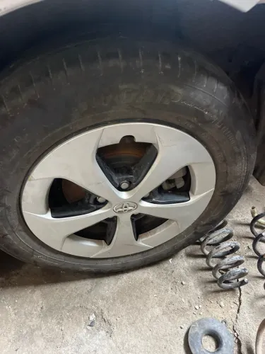W jogo de rodas do Toyota prius 195/65/15 