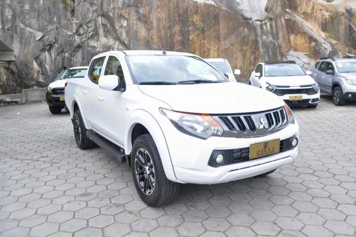 Mitsubishi L200 Triton Sport GLS 2.4 CD Diesel Aut. 2023