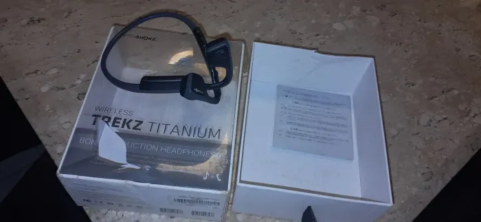 Fone Trekz Titanium Aftershokz condução óssea 