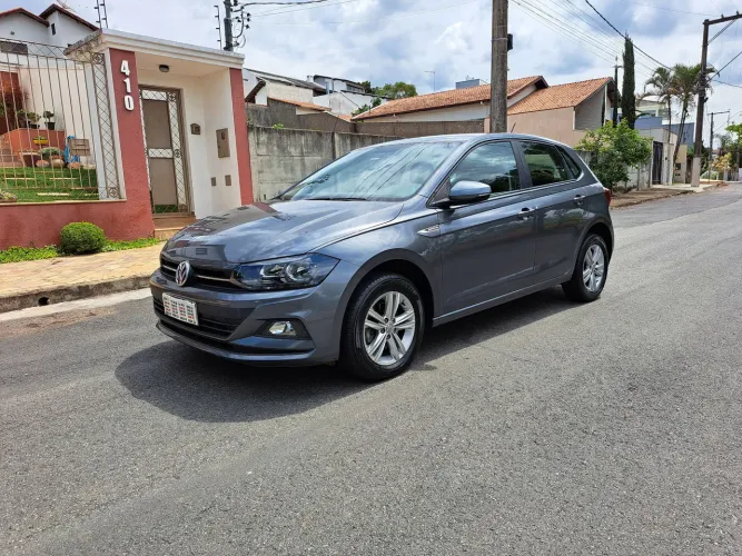 Polo Confortline 200TSI Impecável 