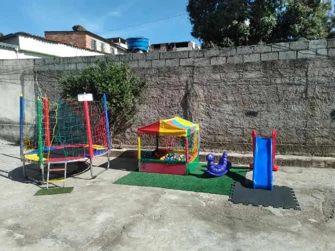 Aluguel de Pula Pula e Piscina de Bolinhas - Festa Junina animada é aqui!