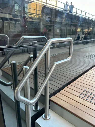 Serviços de guarda corpo de inox inoxidável 