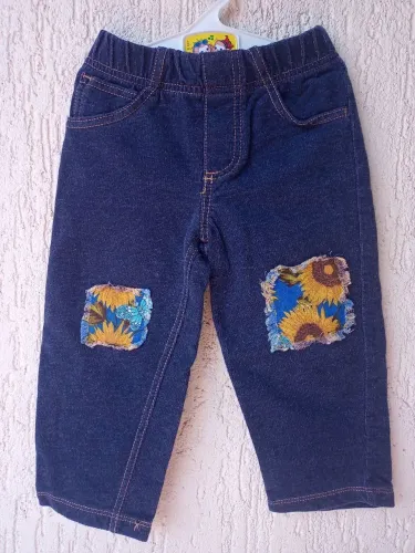 Calça cart'es bebê  com Apliques de Girassol Tam 24 meses 