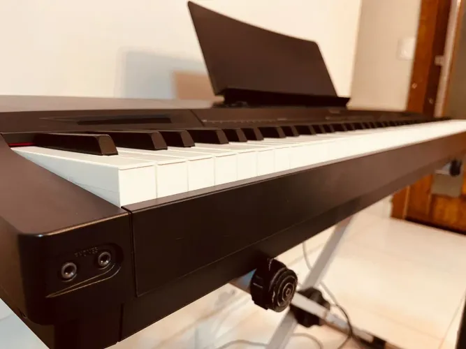 Piano Digital Casio Privia PX-160