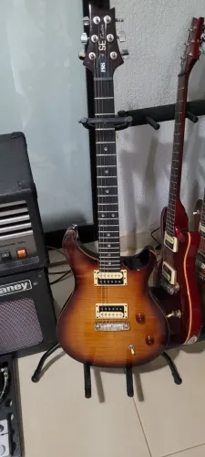 Guitarra PRS SE Custom 22 coreia