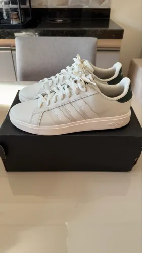 Tênis Adidas Grand Court Base