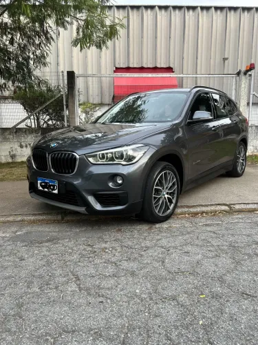 BMW X1 Sdrive 20I X-line 2.0 TB Active Flex 2017