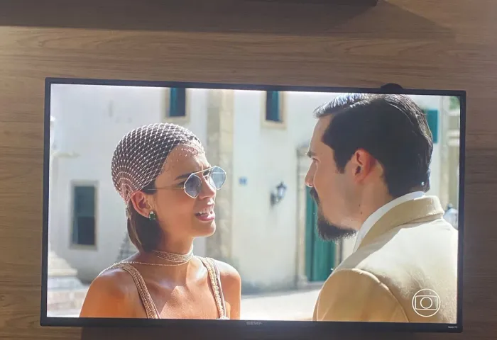 Tv marca Roku 43 polegadas