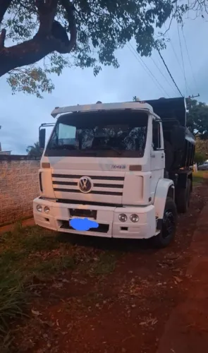 Vendo caminhão VW 23 220 ANO 2004