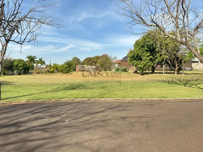 Terreno plano à venda no Estância Cabral | +1.700 m²
