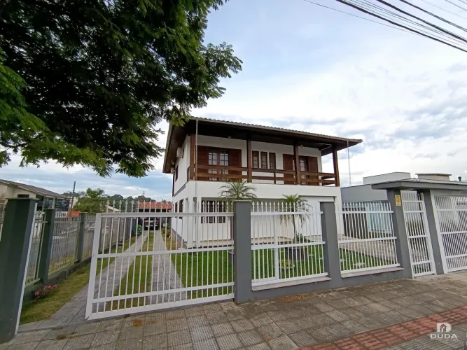 CASA À VENDA EM PRÓSPERA