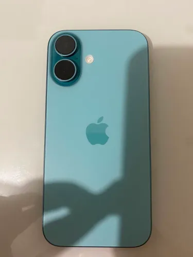 iPhone 16