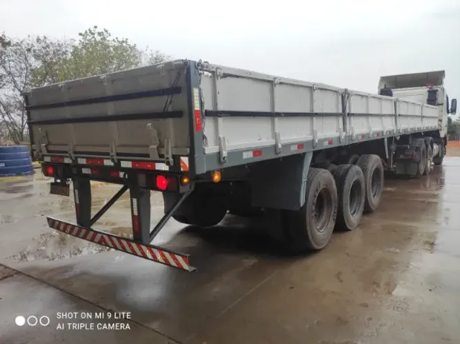 Carreta NOMA LS modelo Semi Reboque SR3E32 CG com 3 eixo