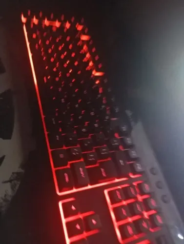 Teclado Corsair K55 RGB