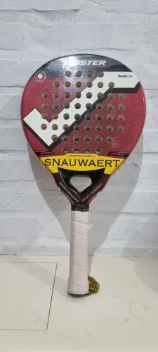 Raquete de padel em excelente estado<br>