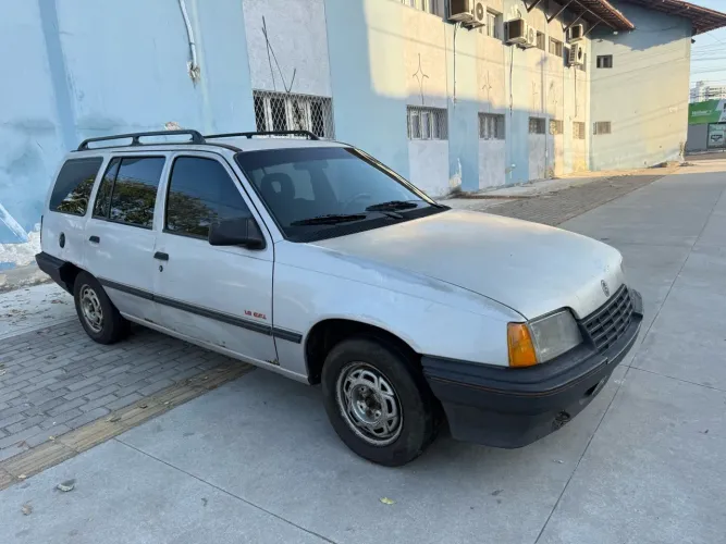 Chevrolet Ipanema GL 1.8 MPFI / EFI /SL 4P (álcool) 1994