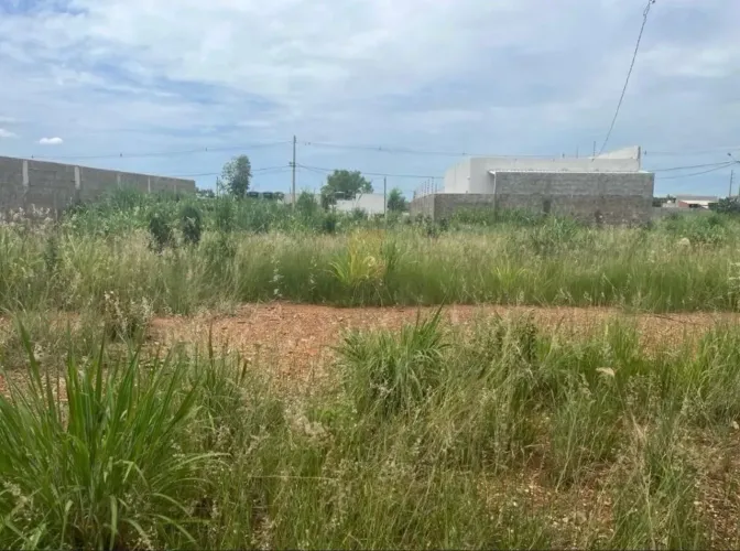 Terreno a venda no loteamento parque das águas, Várzea Grande.