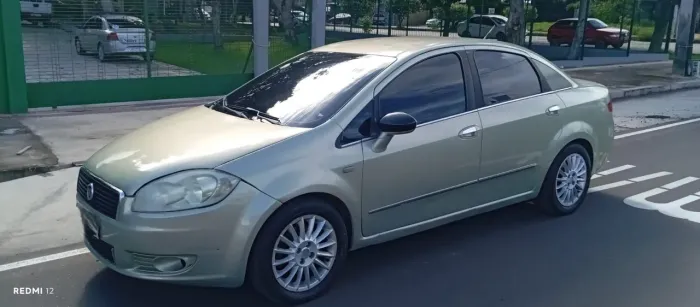 Fiat Linea 1.9/ HLX 1.9/ 1.8 Flex 16V 4P 2010