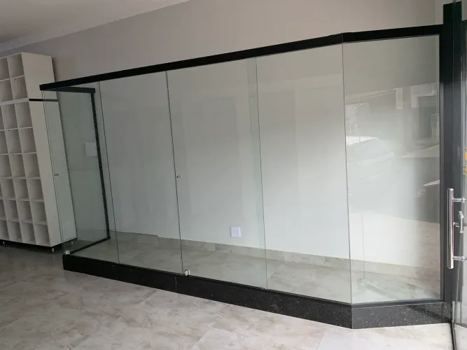 Vitrine vidro temperado
