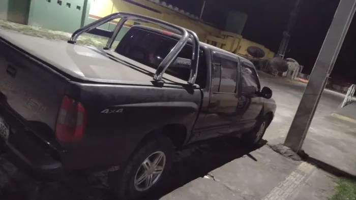 Chevrolet S10 Pick-up Exec. 2.8 4X4 CD TB Int.dies 2005