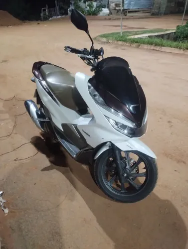 Honda PCX DLX
