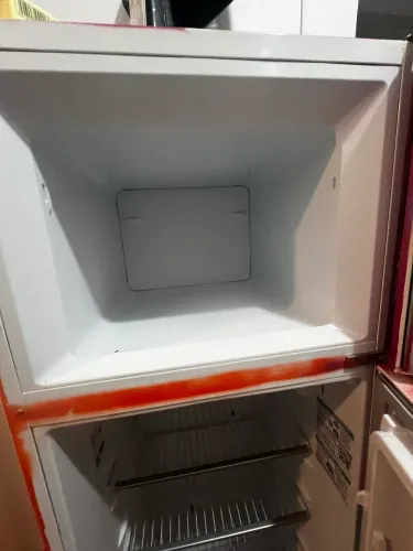 Geladeira Electrolux 240L Nova na garantia! Valor baixo para considerar repintura.