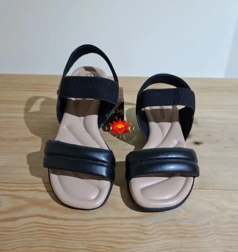 Sandália Preta Comfortflex Tam.36