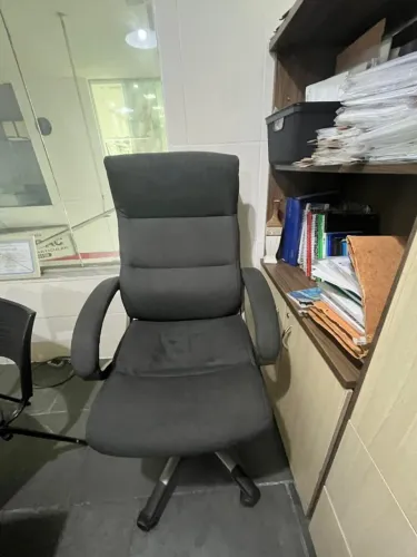 Poltronas e cadeiras de escritório