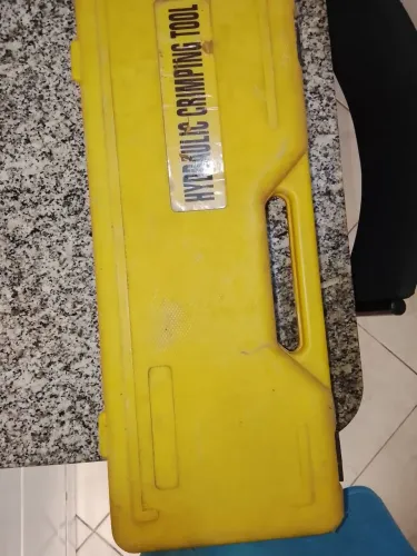 Alicate compressão hidraulico