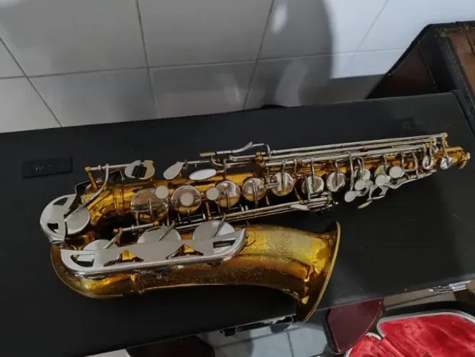 Sax Alto Conn,  22m, anos 70, Série 236462
