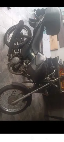 Vendo moto Yamaha Factor 125 cc ano 2011