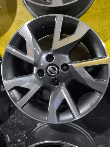 Roda aro 16 do versa,kikis