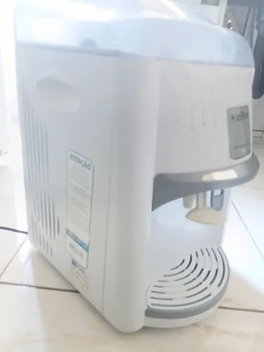 Purificador de água Latina PA 355