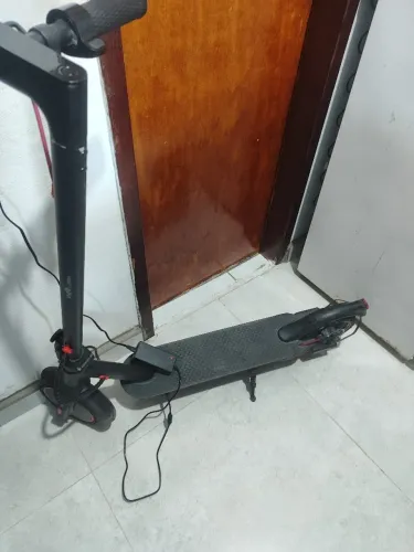Patinete Elétrico 350W Mymobi Mb350-Pro Bat 36V 10Ah Cinza/Vermelho até 30km/h