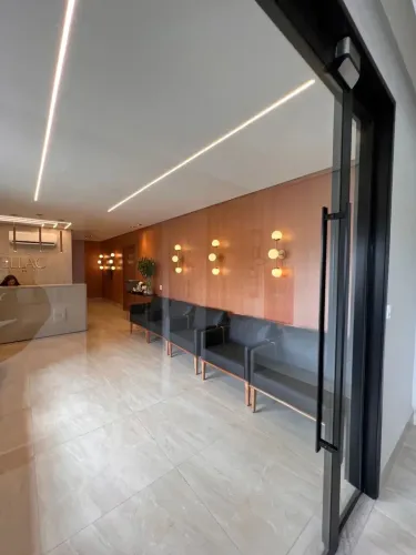 Ponto comercial/Loja/Box para aluguel com 195 metros quadrados com 5 quartos