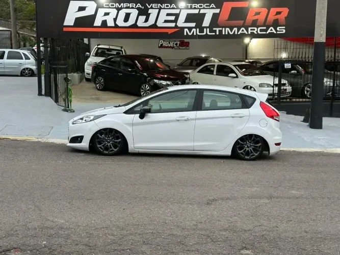 Ford Fiesta 1.5 16V Flex Mec. 5P 2014