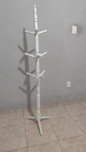Cabideiro branco