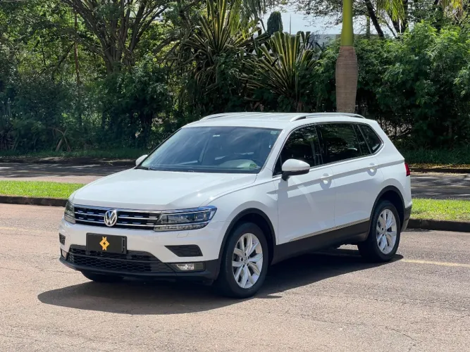Volkswagen Tiguan Allspac 250 TSI 1.4 Flex 2018