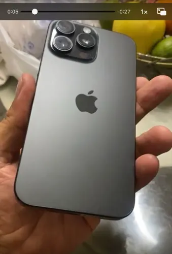 16 pro Max 256g preto iPhone  faço em 3x sem juros 