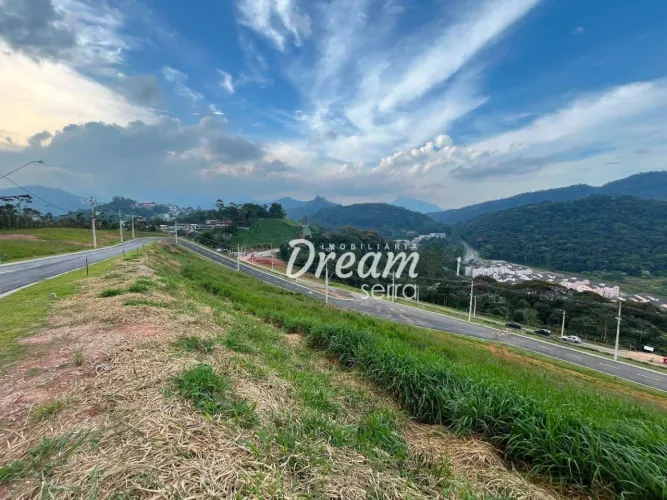 Terreno à venda, 280 m² por R$ 300.000,00 - Ermitage - Teresópolis/RJ