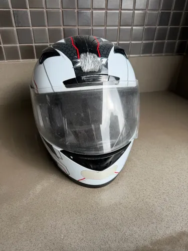 Vendo capacetes
