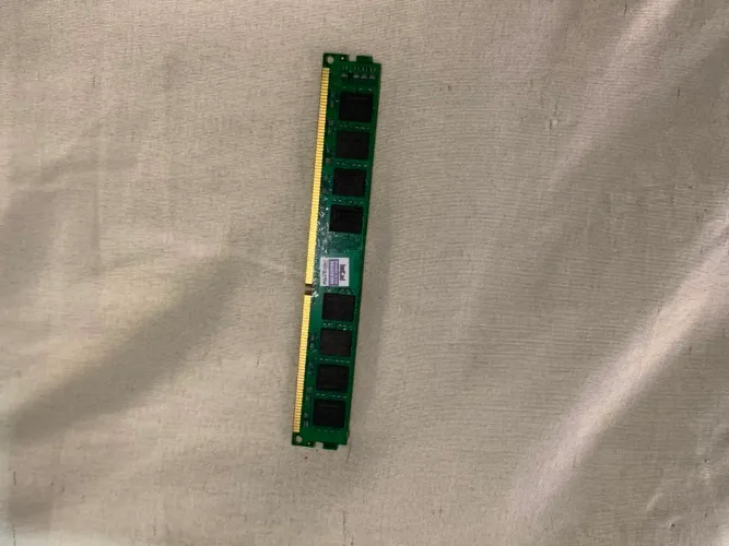 MEMORIA RAM 8GB EXCELENTE