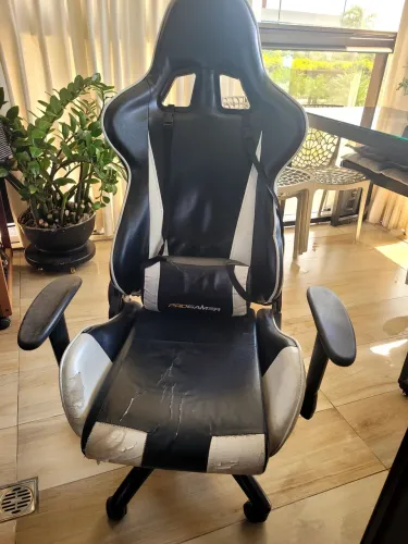 Cadeira Gamer ProGamer Preto e Branco