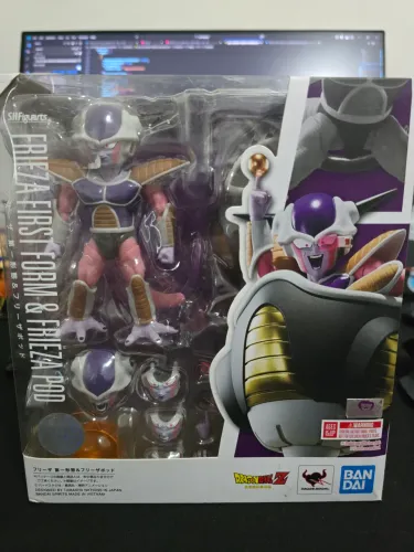 Freeza First Form Pod