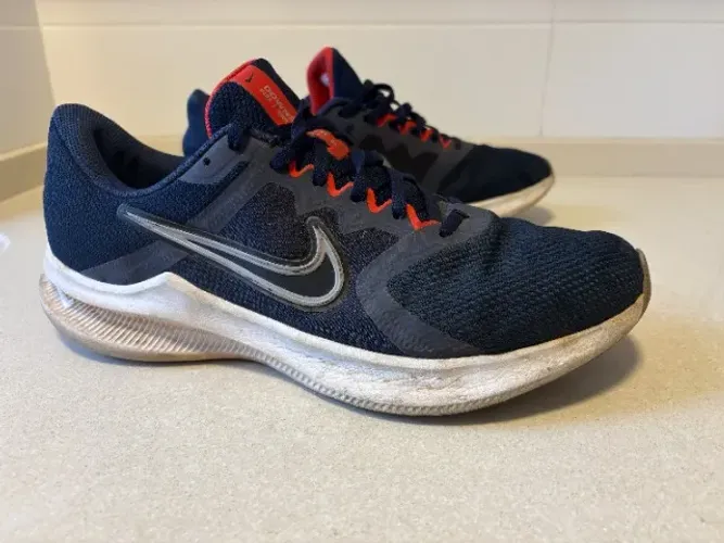 Tênis Nike Downshifter 11 - Tam. 44 (12 Us)
