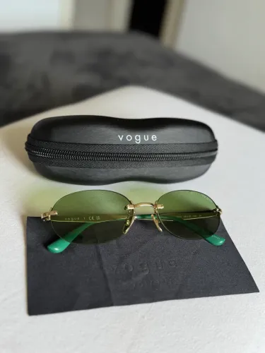 Óculos de sol Vogue